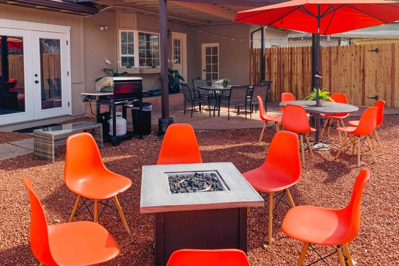 Oasis With Private Hot Tub And Fire Pit! Holiday home
